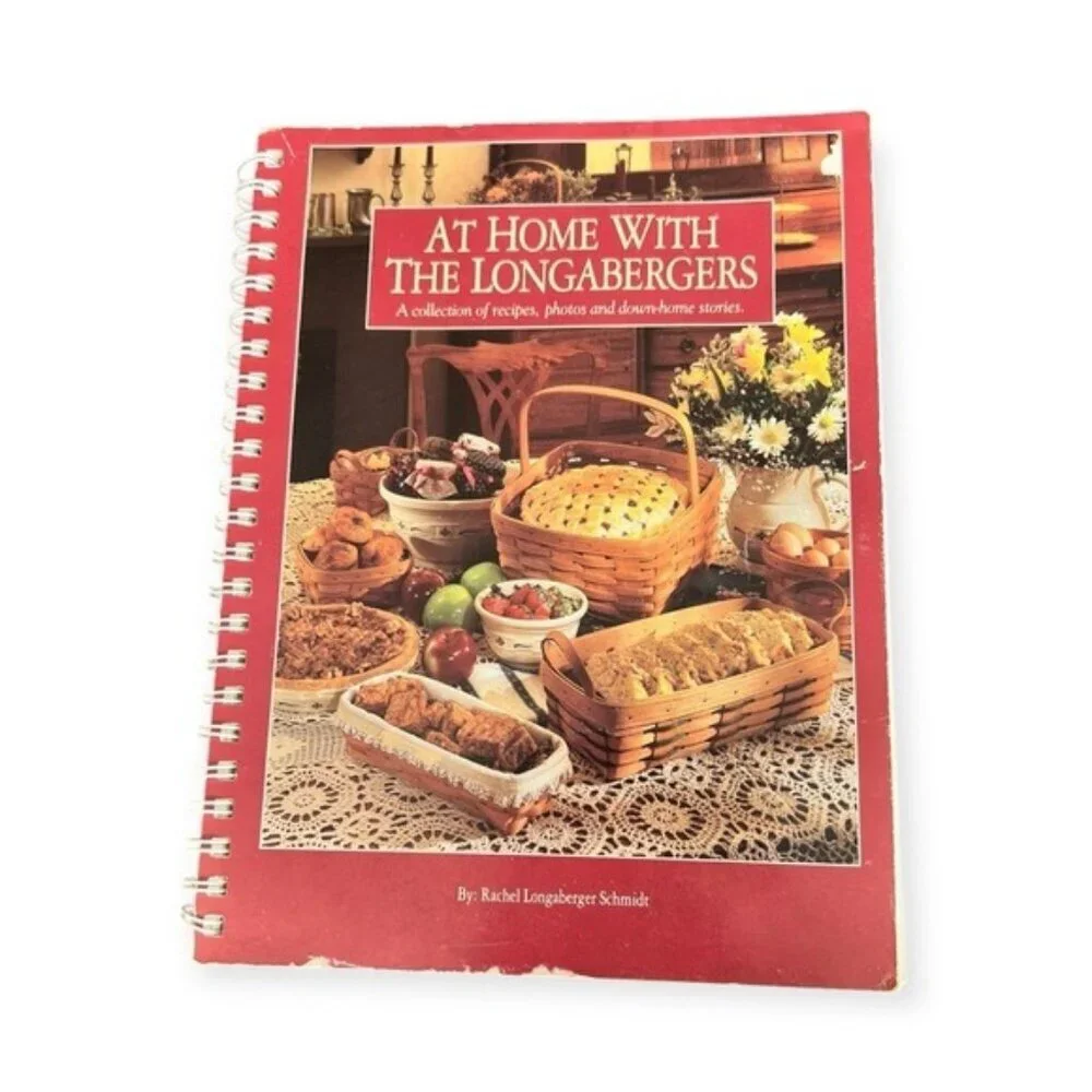 🌻Vintage Longaberger Basket with book 